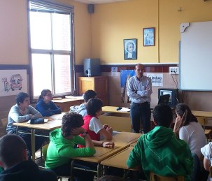 clase con el Hno. Javier Rodríguez